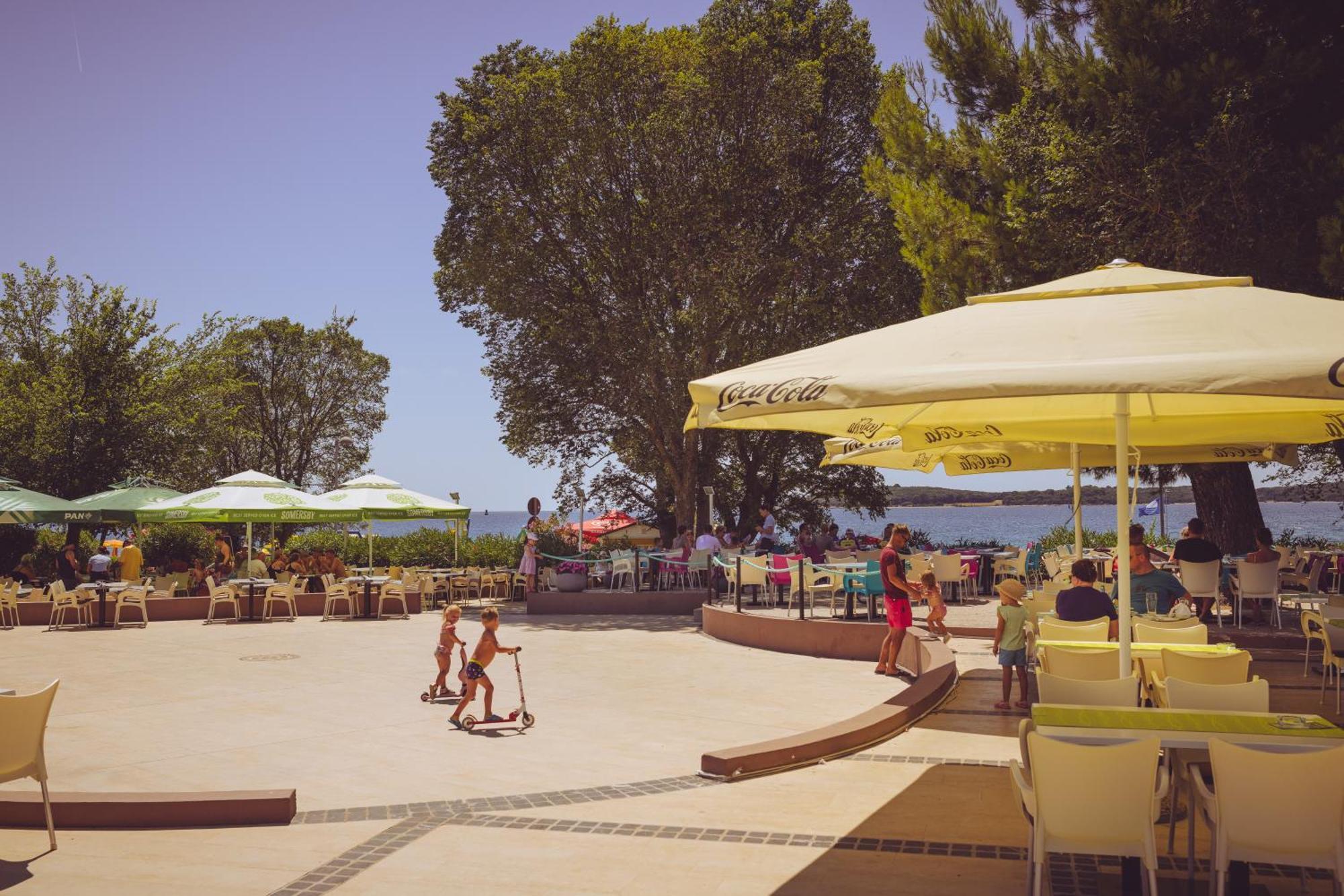 Camping Bi-Village - Roan Valbandon Esterno foto
